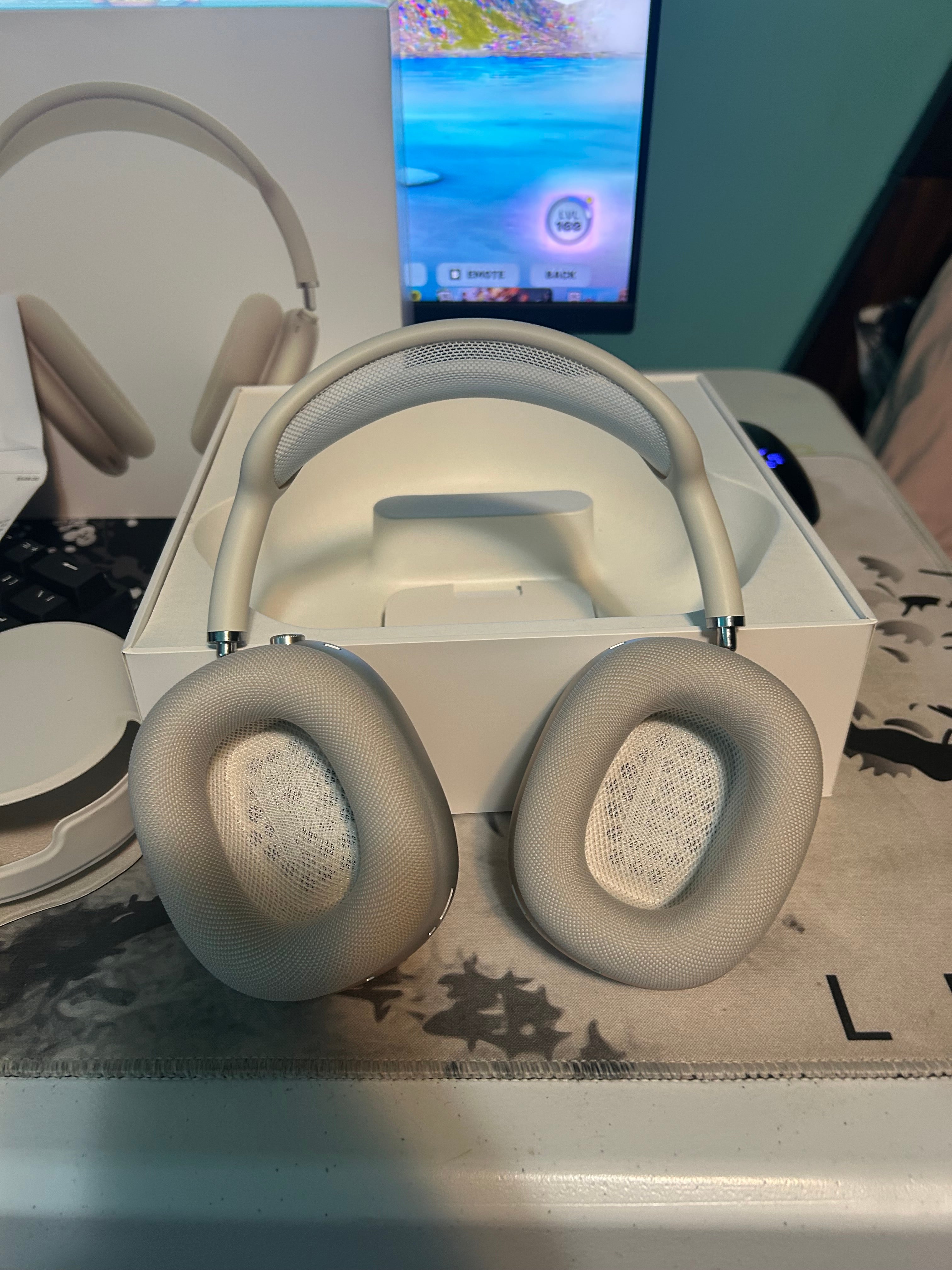 Airpod maxes 2 gen